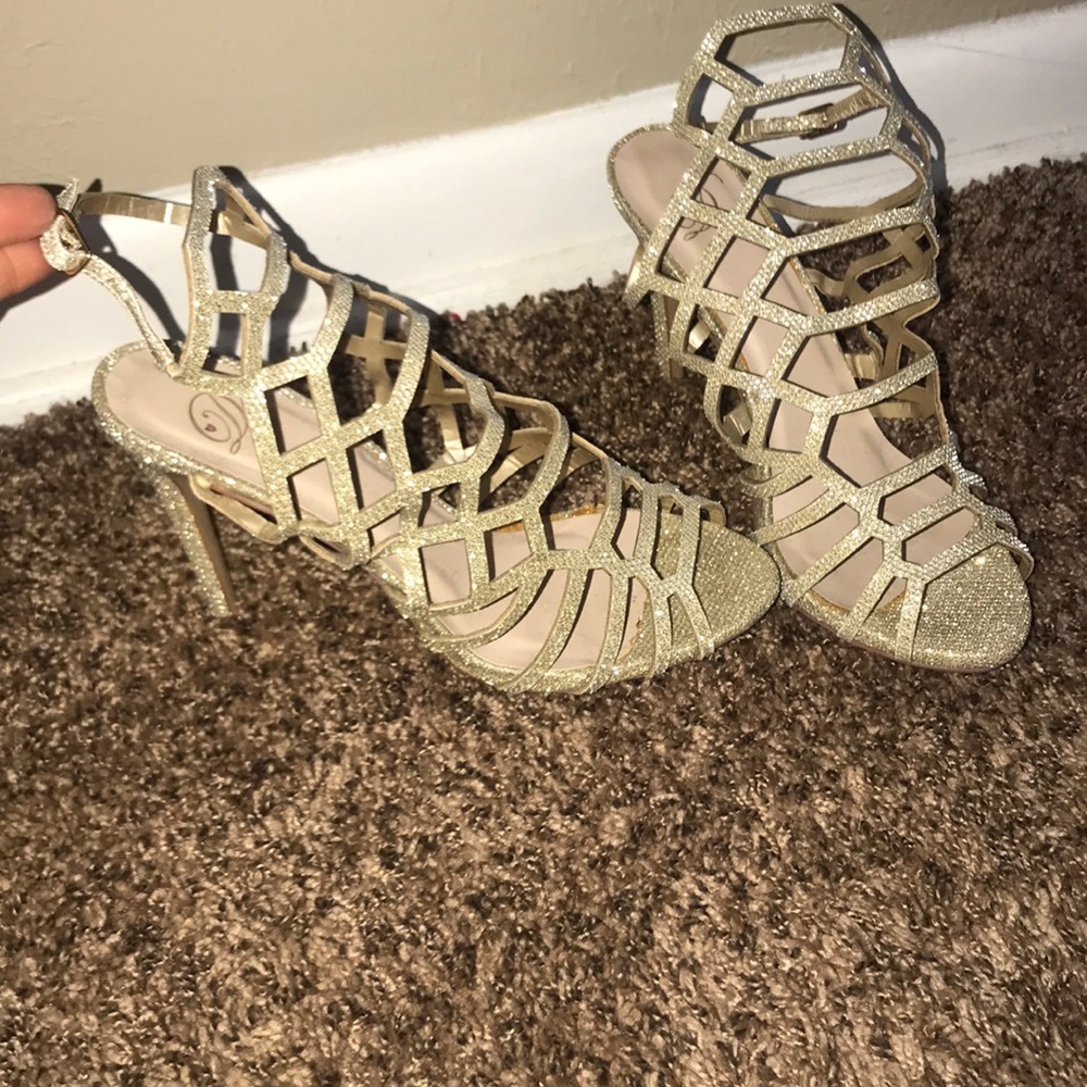 Gold sparkle heels